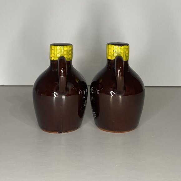 Little Brown Jug Salt & Pepper Shakers, Vintage - Picture 5 of 7